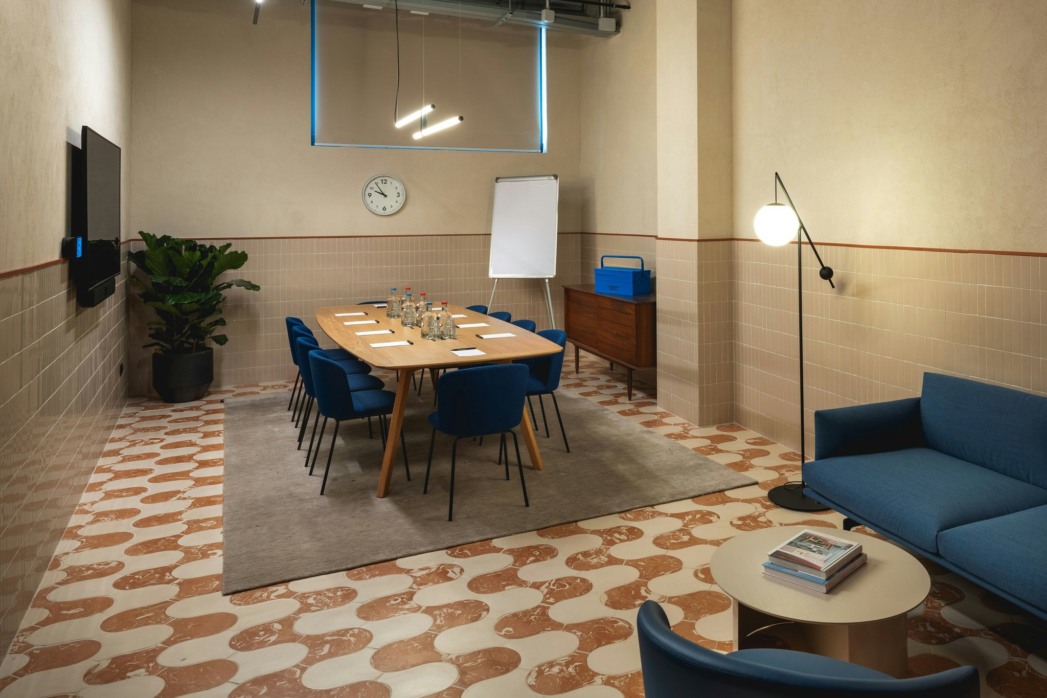 OJWlYlkfIE2NDpLVCAokQ_The_Social_Hub_Rome_Meeting_Room_S