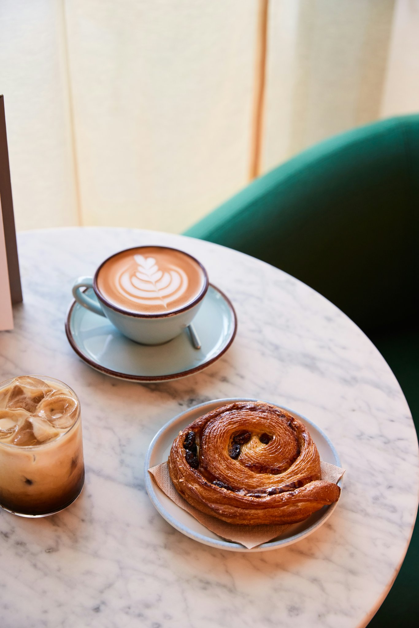 25YgeZCL90CgAwz4CQKJiA_The_Social_Hub_Rome_Food_Snack_S
