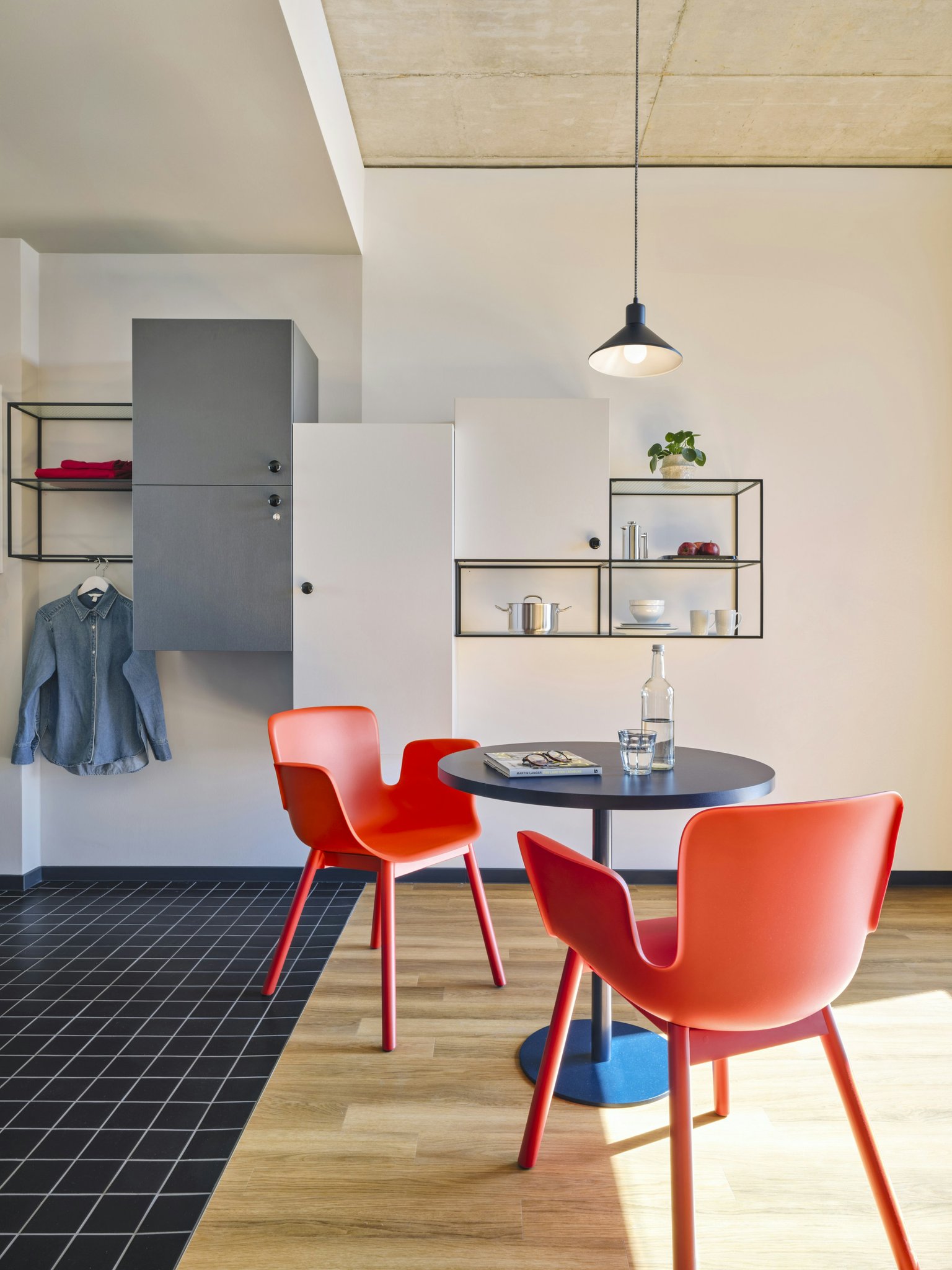 JrQ2JB1c8UeNuQbDgB5cQ_Apartment_with_King_Bed_and_Kitchen_S