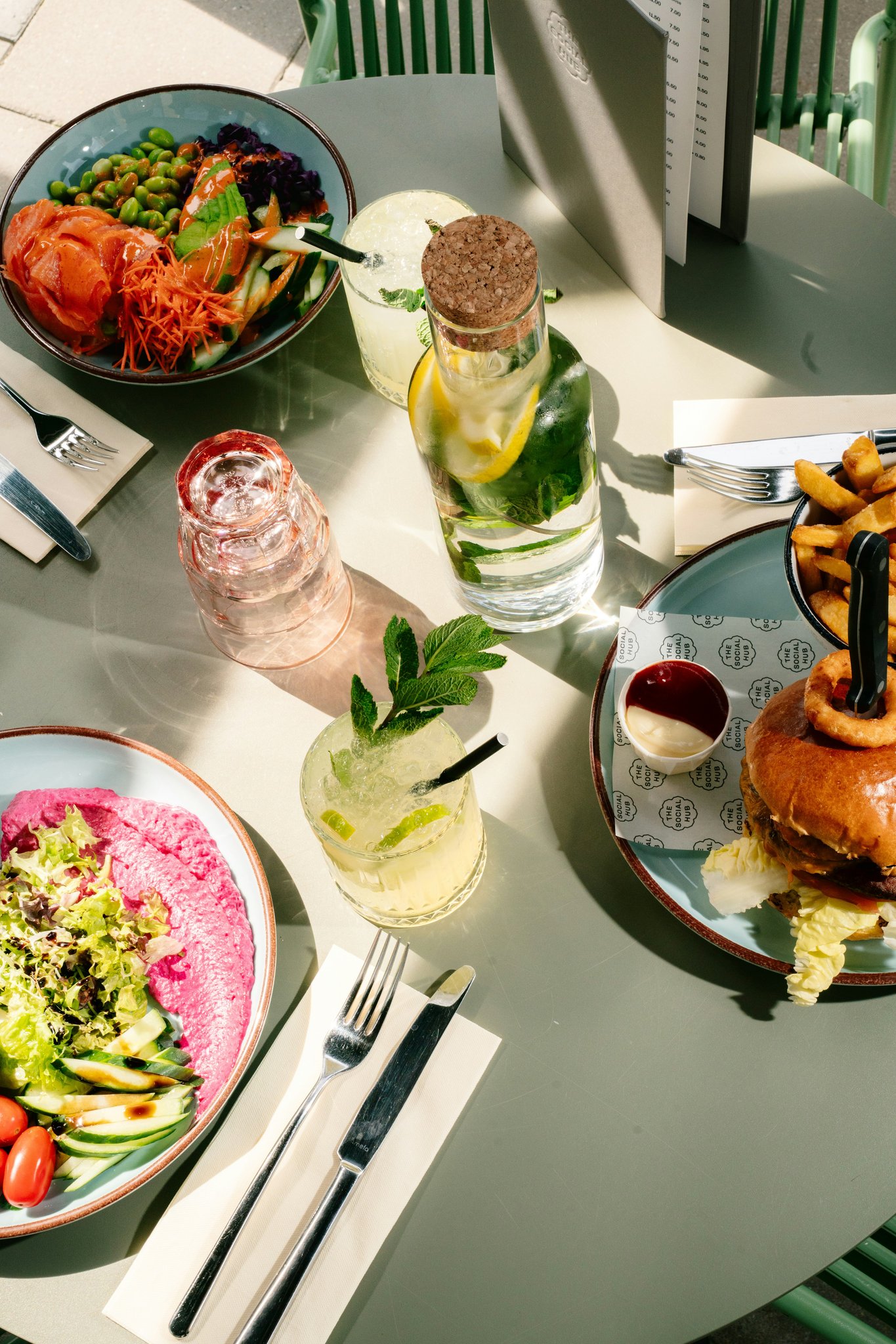 LpCW6r4LGUKybEb0xhFew_Eindhoven_Food_and_Drinks_2026-1_S