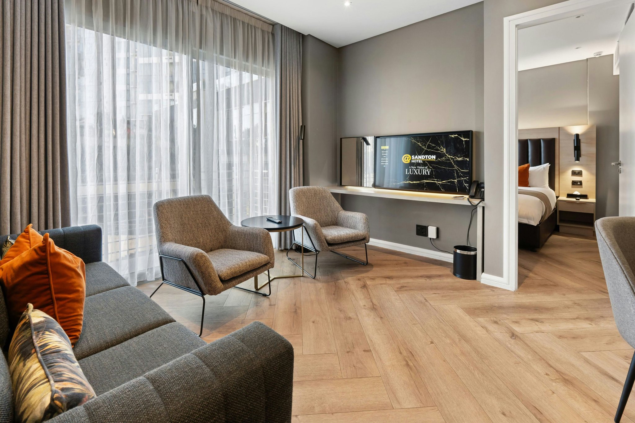 O4W8j4P46Uu5oEV6gZeDw_Studio_Apartment_Lounge_Room_S