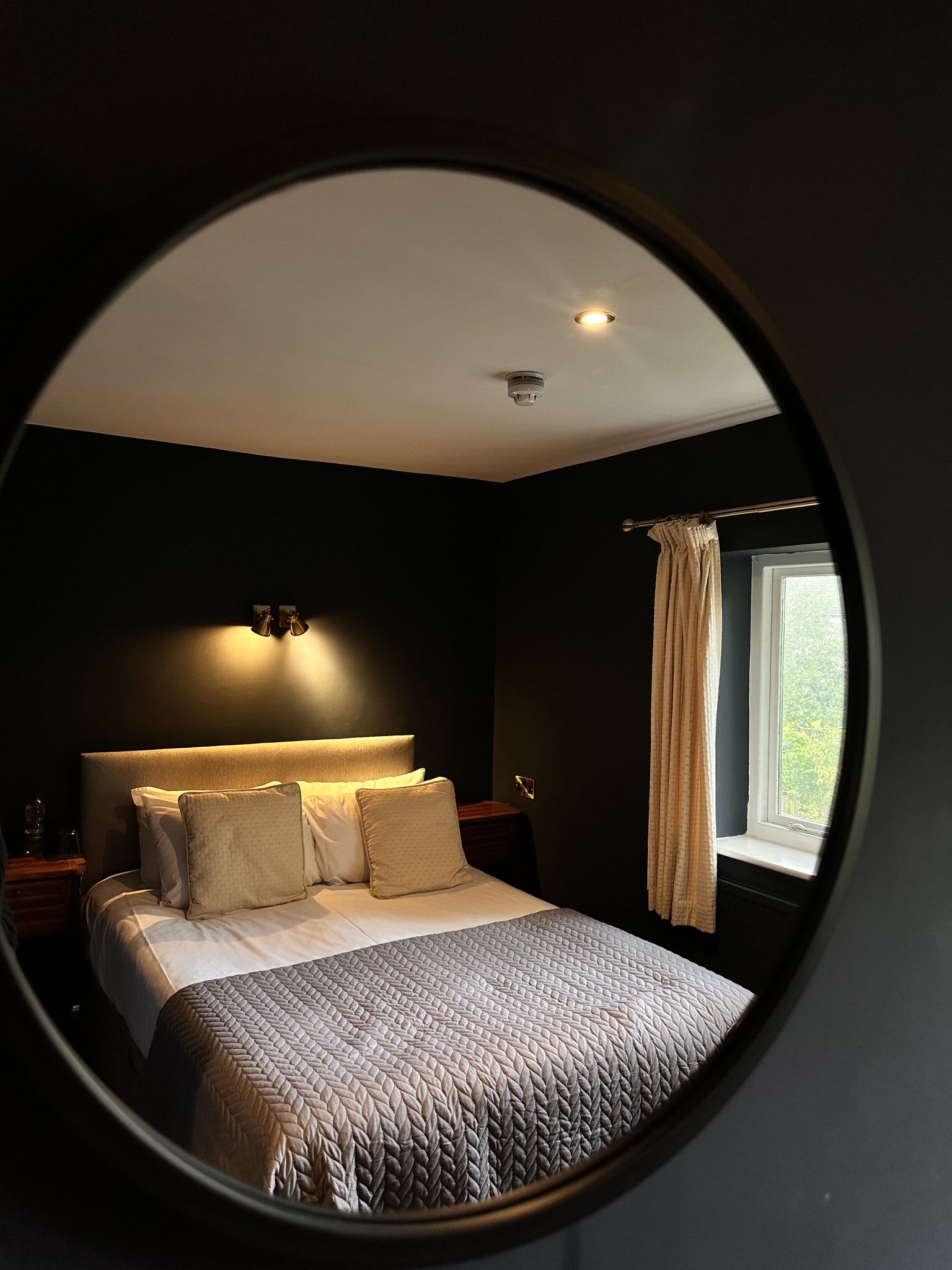 Deluxe_Room2_S