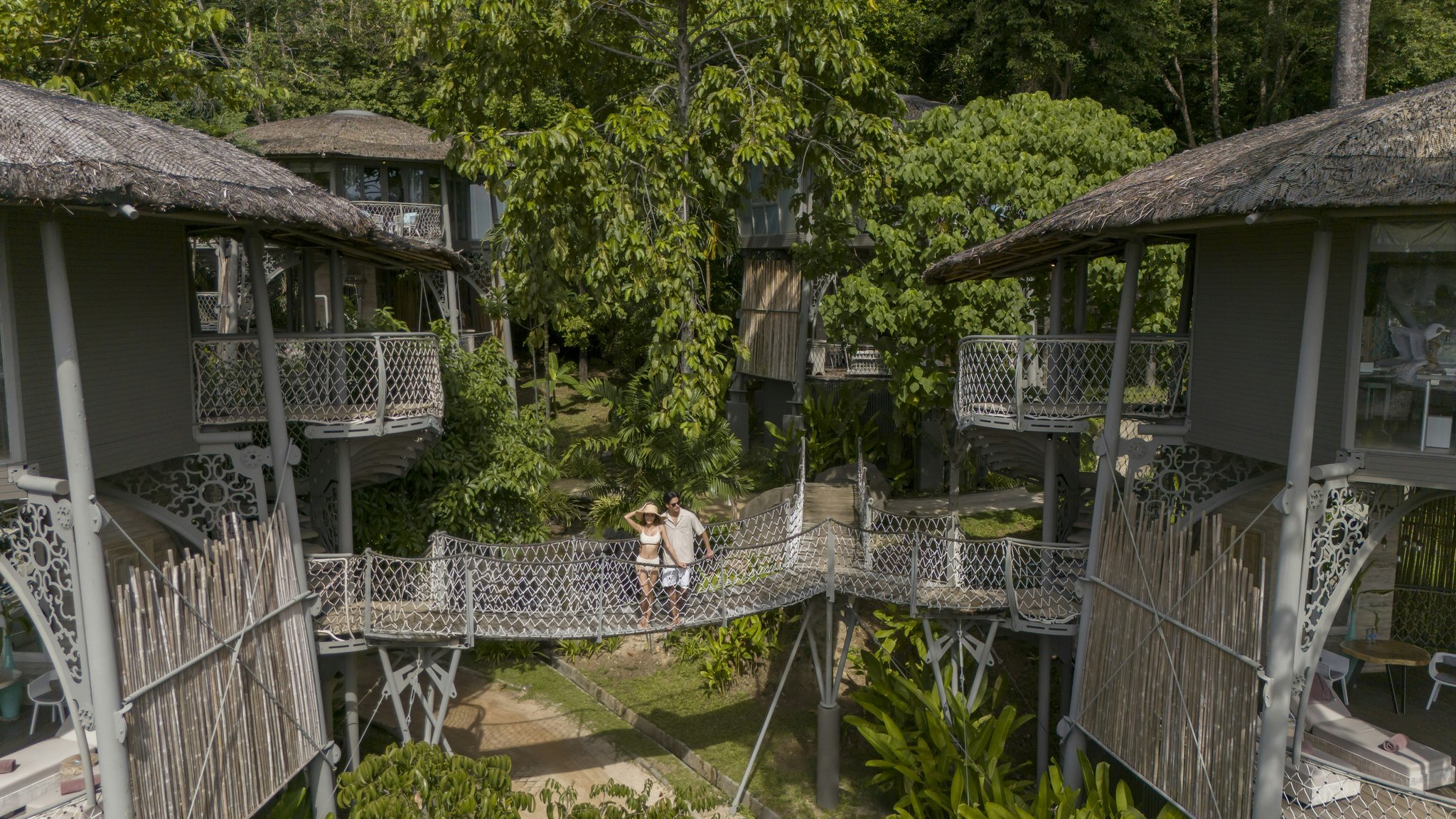 Bb7v8SYmUBfB0x1FCIQ_5_Resort_surroundings_S
