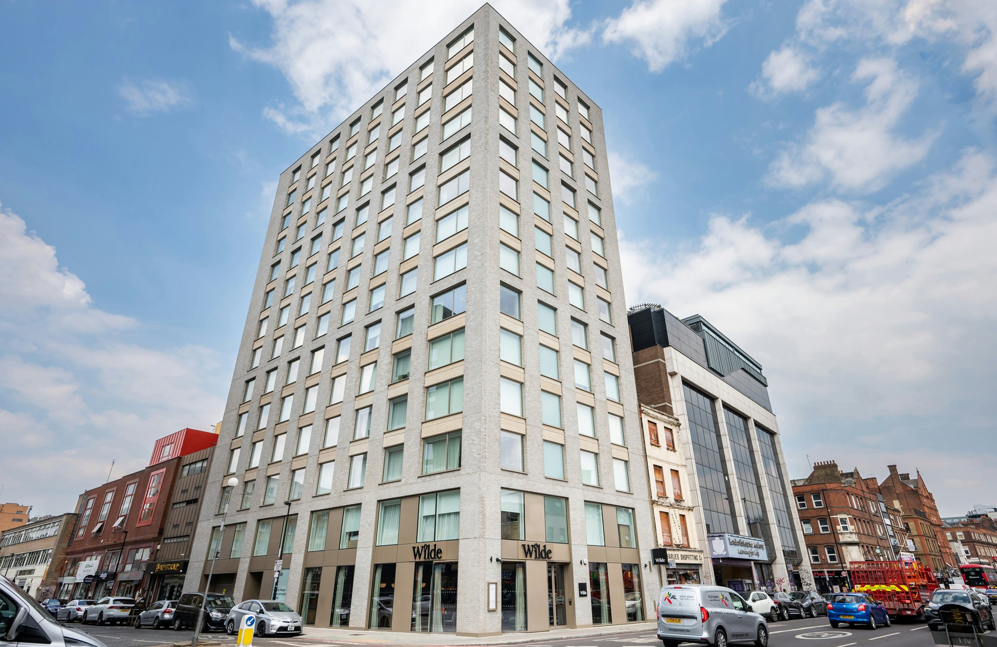 fEltuD21UUeDEfUIeiXCmw_Wilde_Aldgate-Ext6_S
