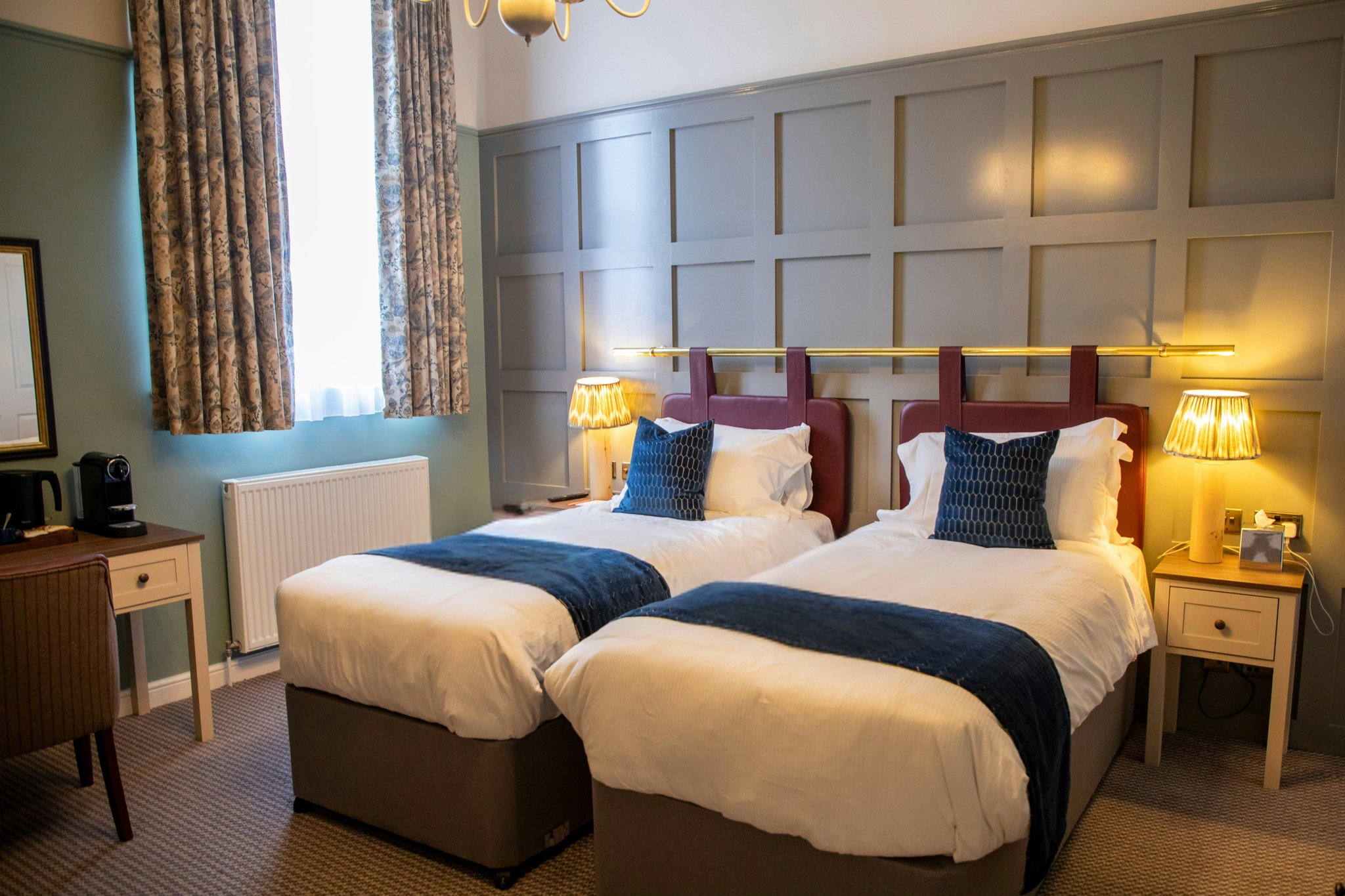 HPlQvshdqUiYWQyCBP0vw_Room_4_-_Classic_Double_Twin_Room_S