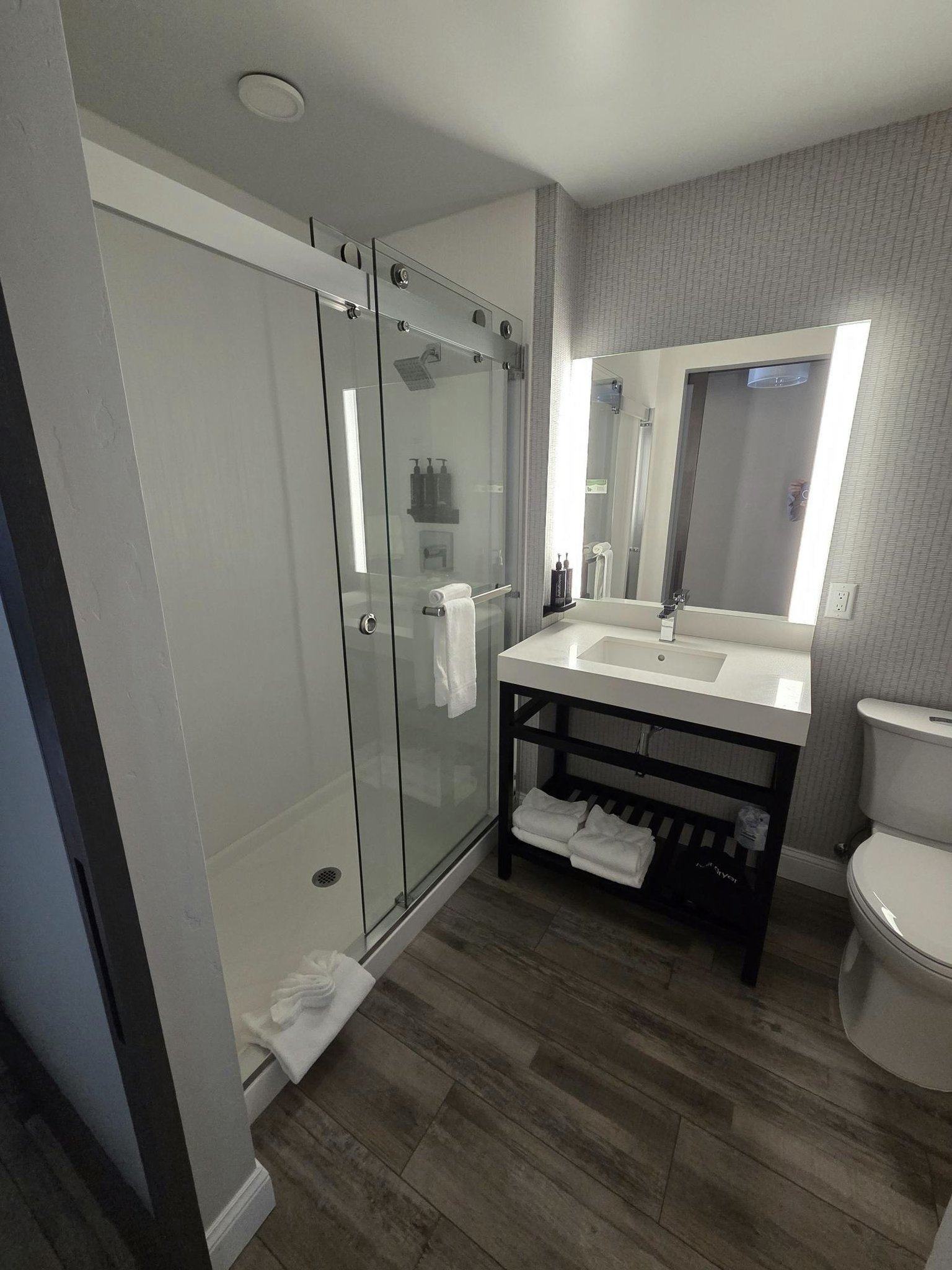 9B2Bi70MESqX0wjPahNPQ_Deluxe_Double_Queen_Studio_Suite_(3_S