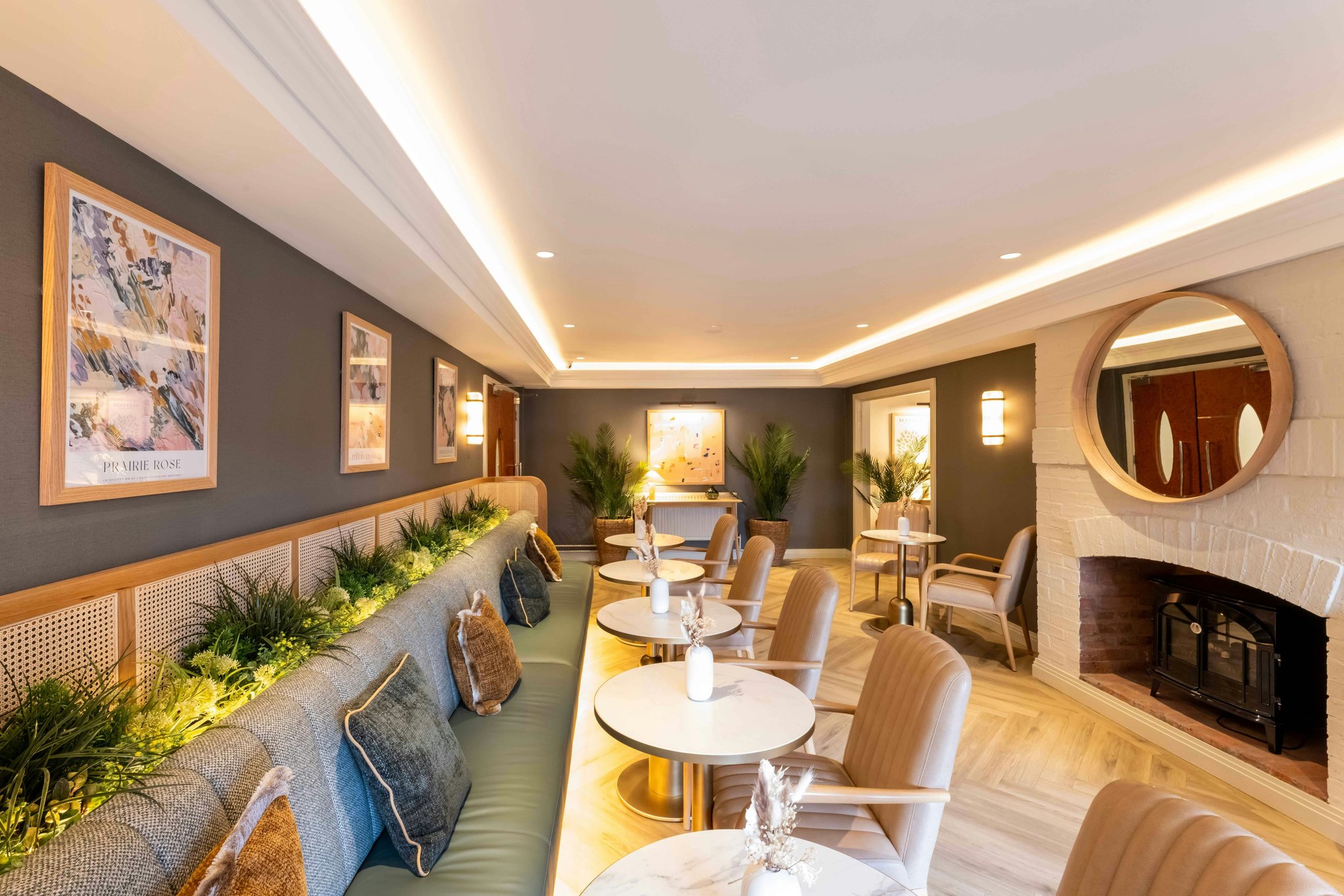 pcdqU9yRmESeIJMx1xsplg_Restaurant_S