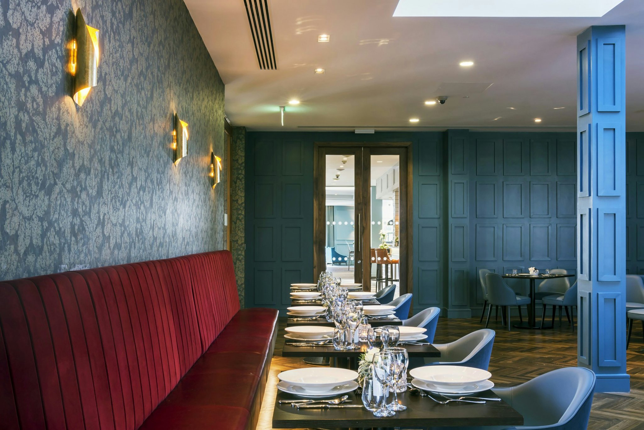 51cNtIFnZE67E8bD7AX61g_Mornington_Restaurant_S
