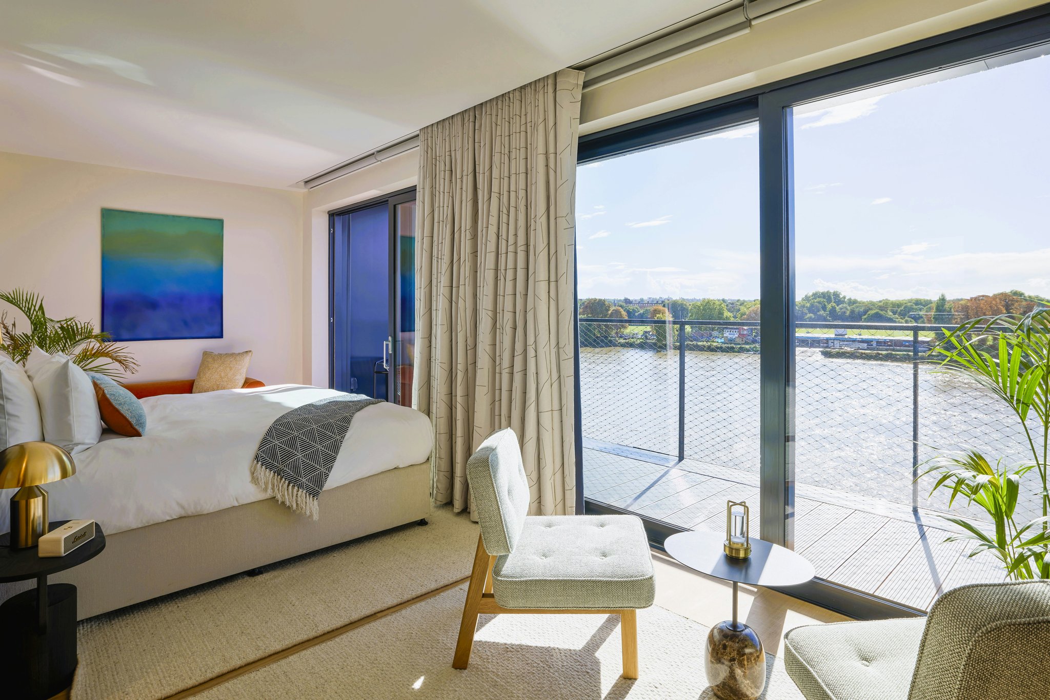 nqyfY6DAdEOx4Qf1cyuJQ_River_Rooms_(15)_S