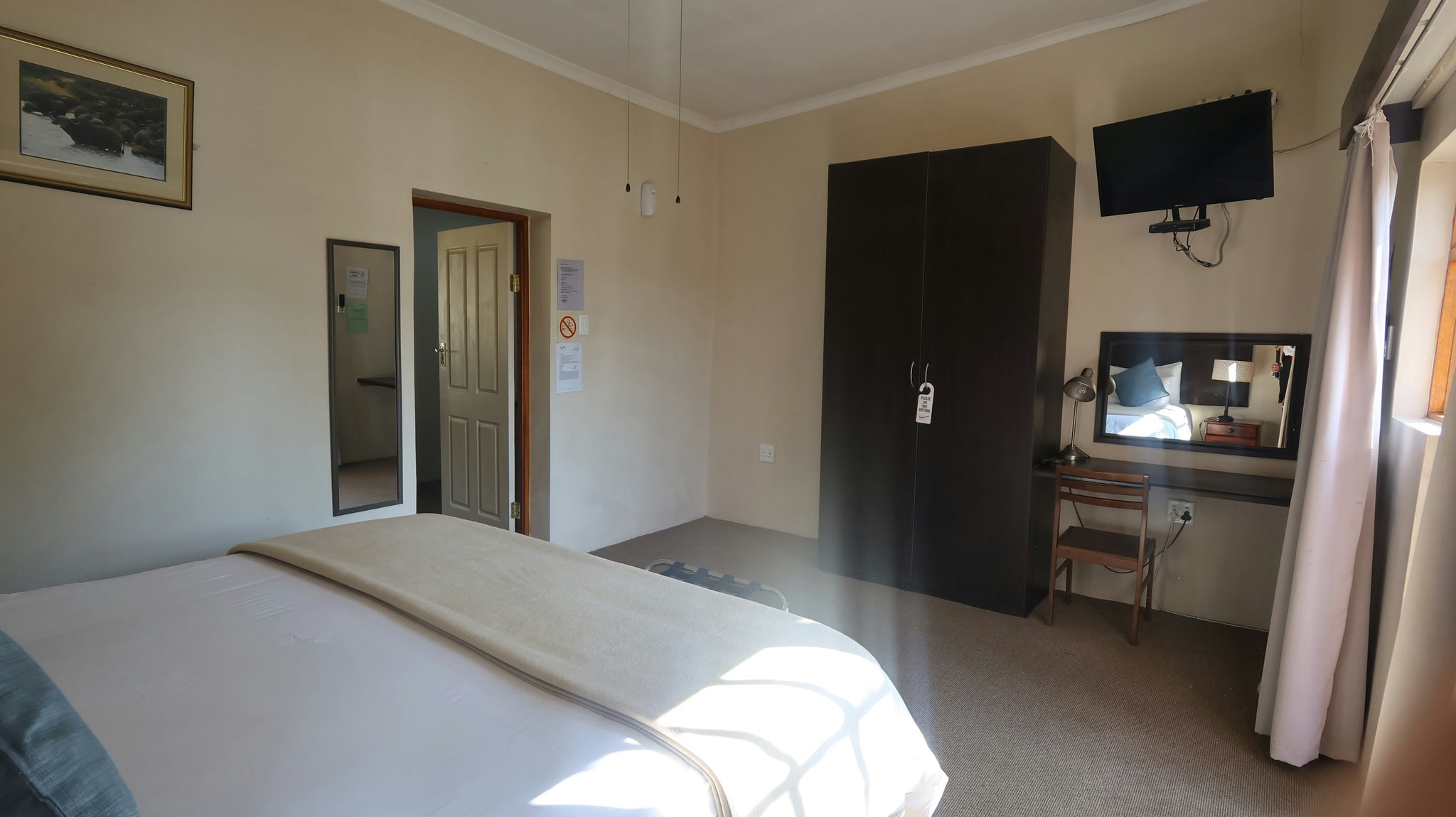 nSZOaNsLIk2wFvRlP5Em8A_Deluxe_Room_S
