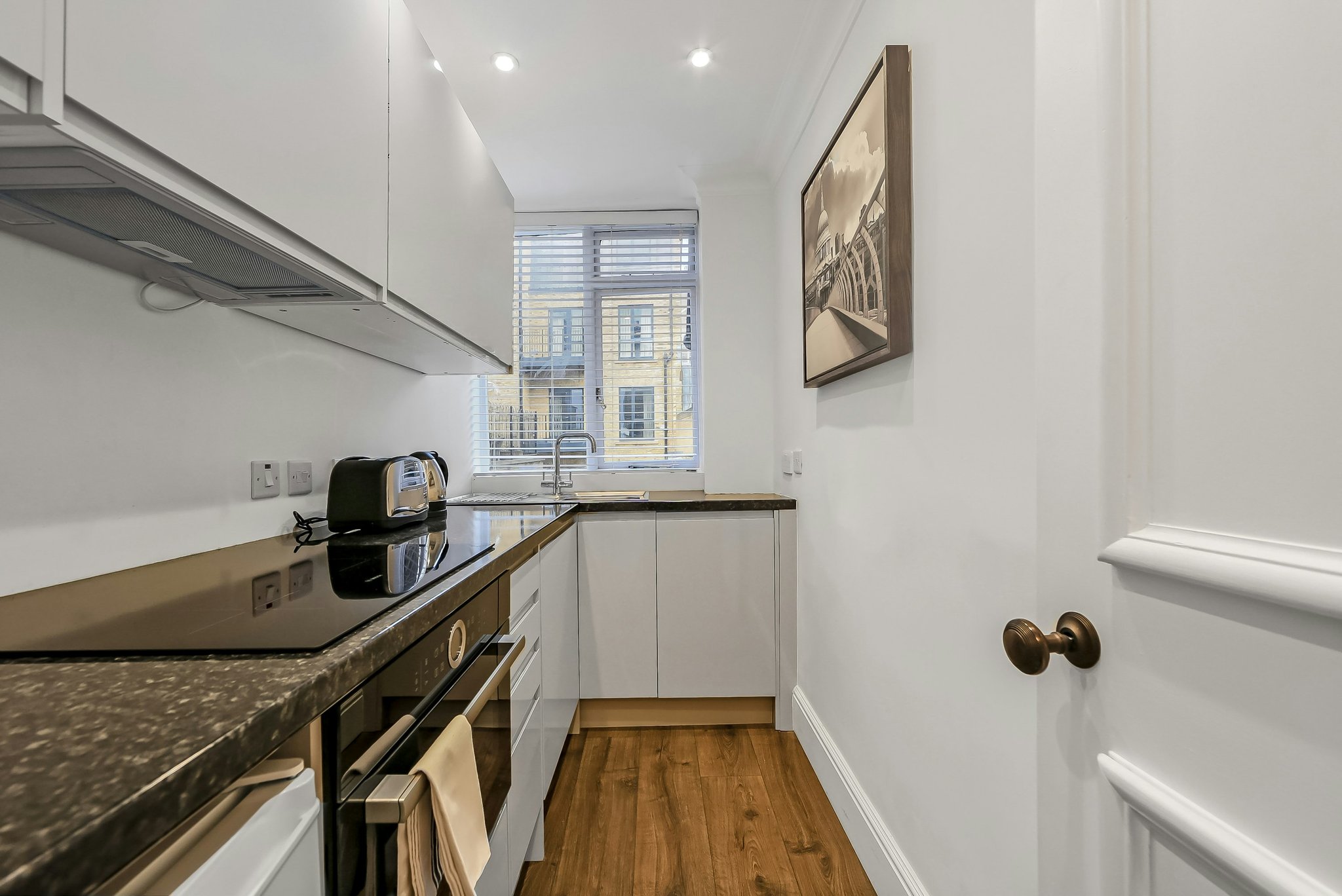 edaus2tWkeEkDGY80fljQ_Family_Residence_Kitchen_-_Annex_Bu_S