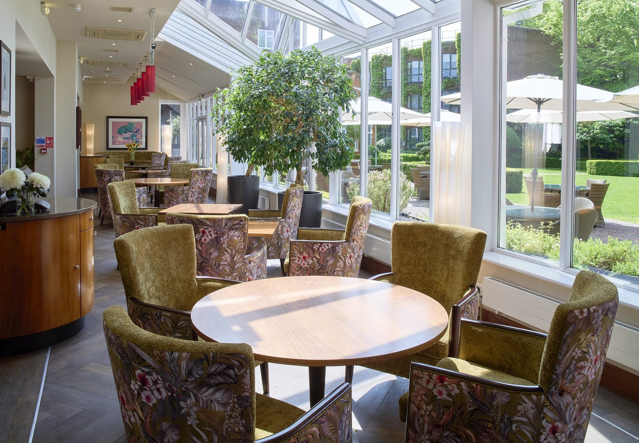 Conservatory_Lounge2_S