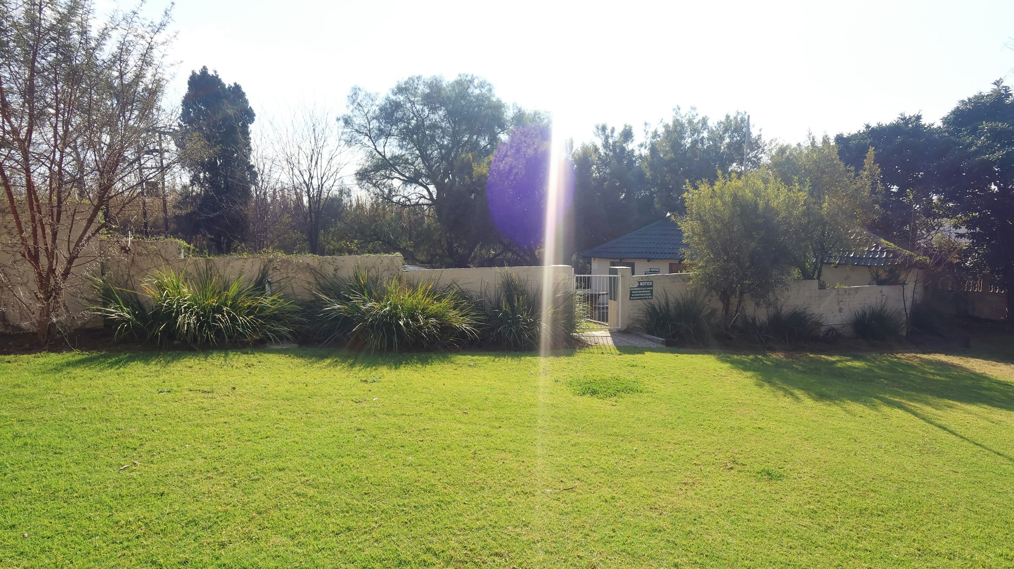 fnzPQdnvukiWqibIlKXVvQ_Hotel_Grounds_S