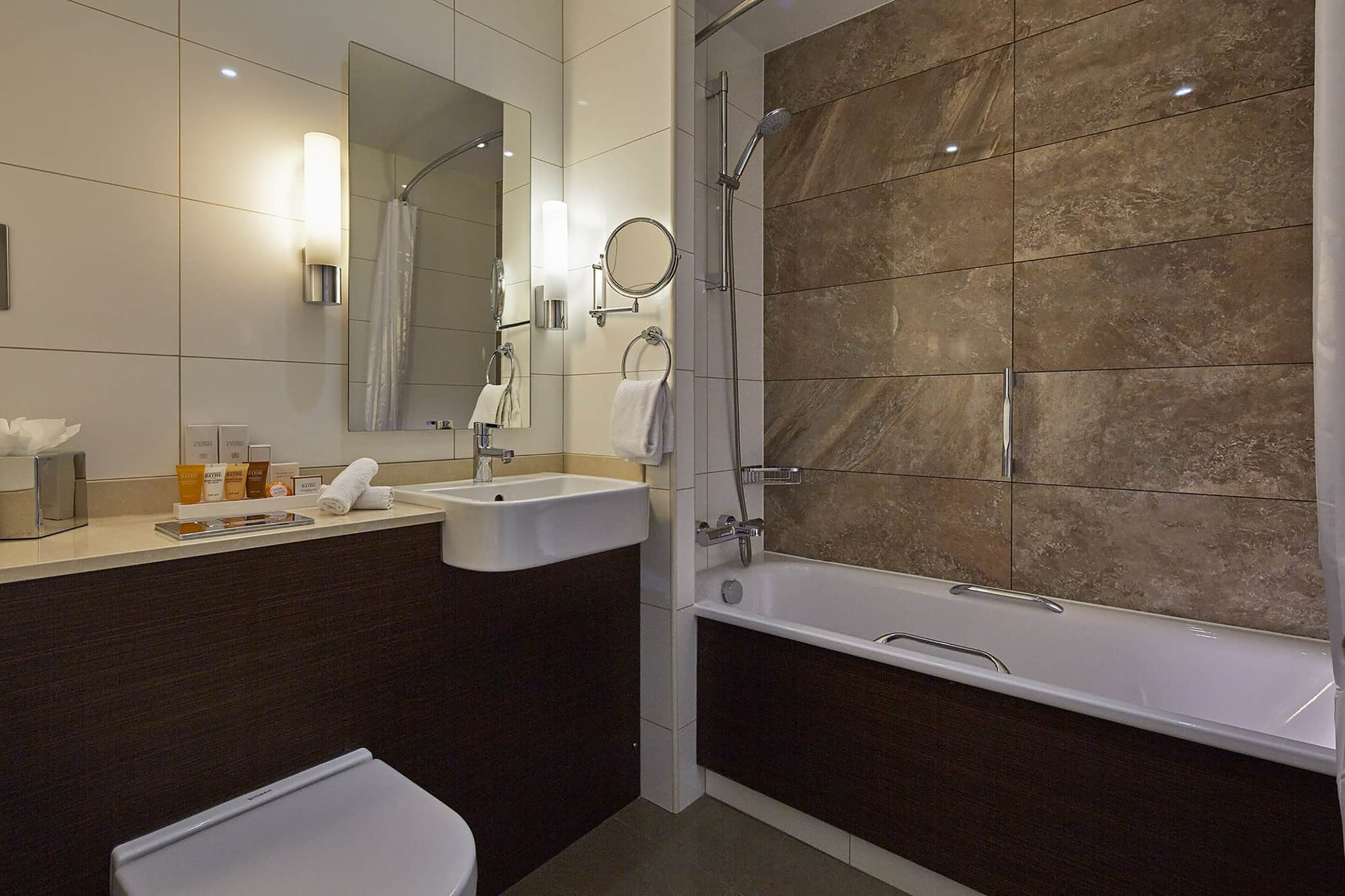 Feature_Room_Bray_Bathroom_S