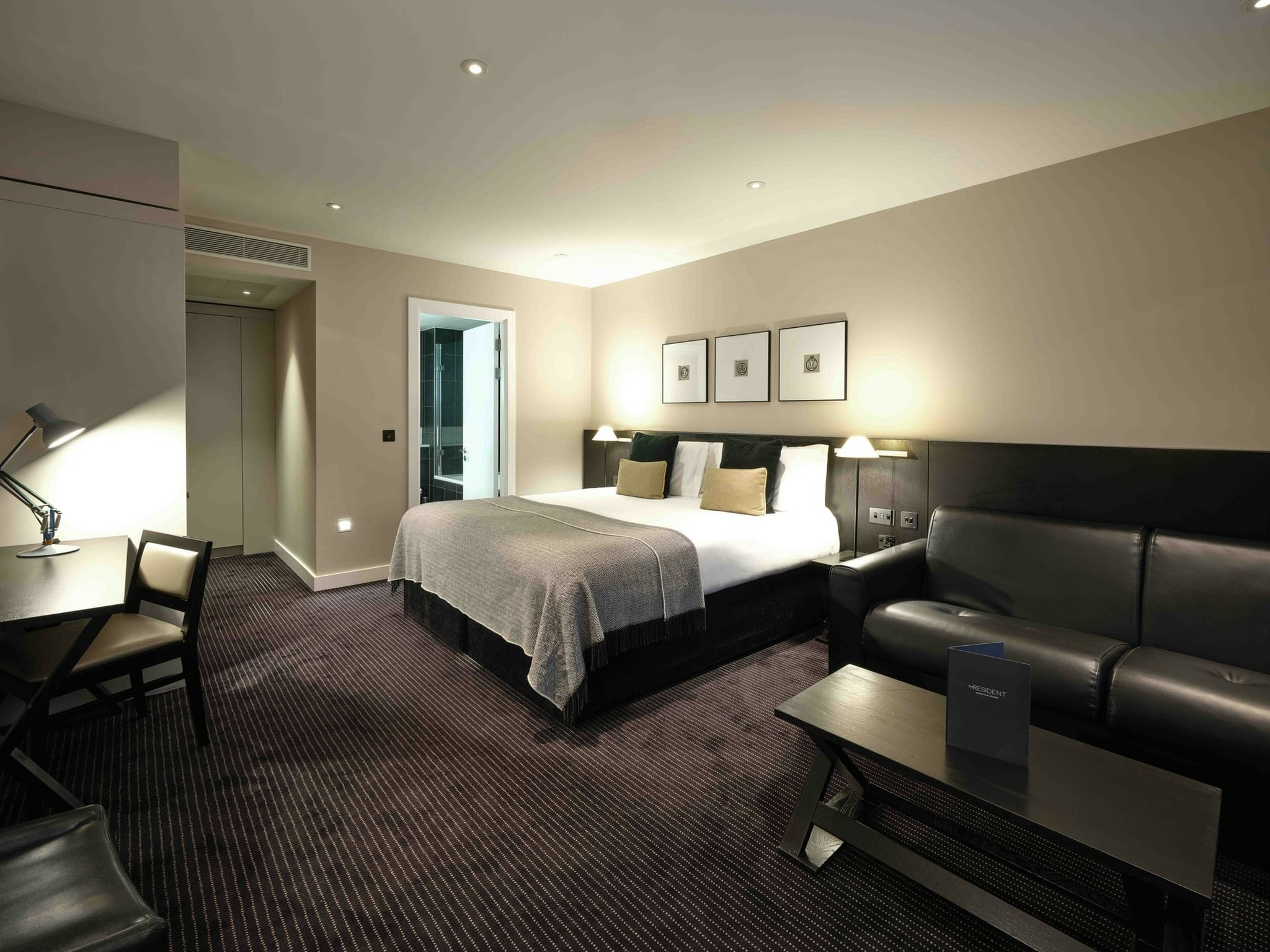 JH2BUU1iKUaukviYHZSQ_The_Resident_Soho_-The_Premium_King__S