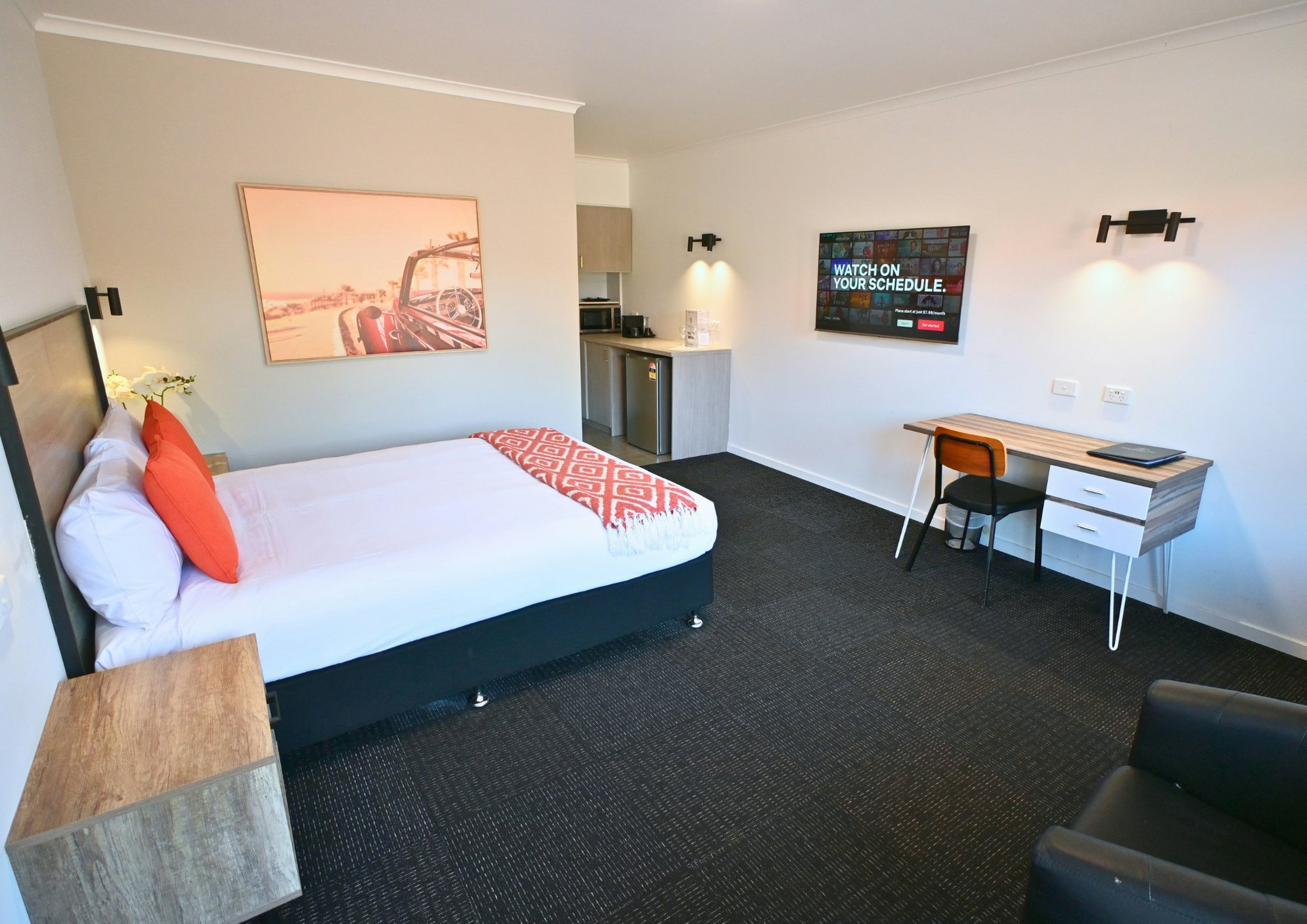 JZtMtfoHhE6Yq2iRYLzZHw_PMI_Premier_Queen_Room_(4)_S