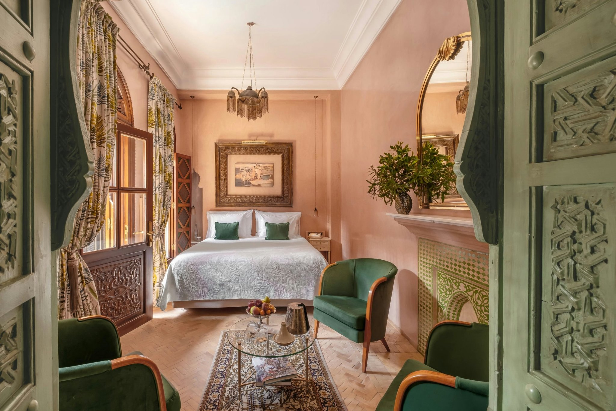 Y0UdxPJS1ESn1YDSflPqGw_C1K-Riad_Room_(6)_S