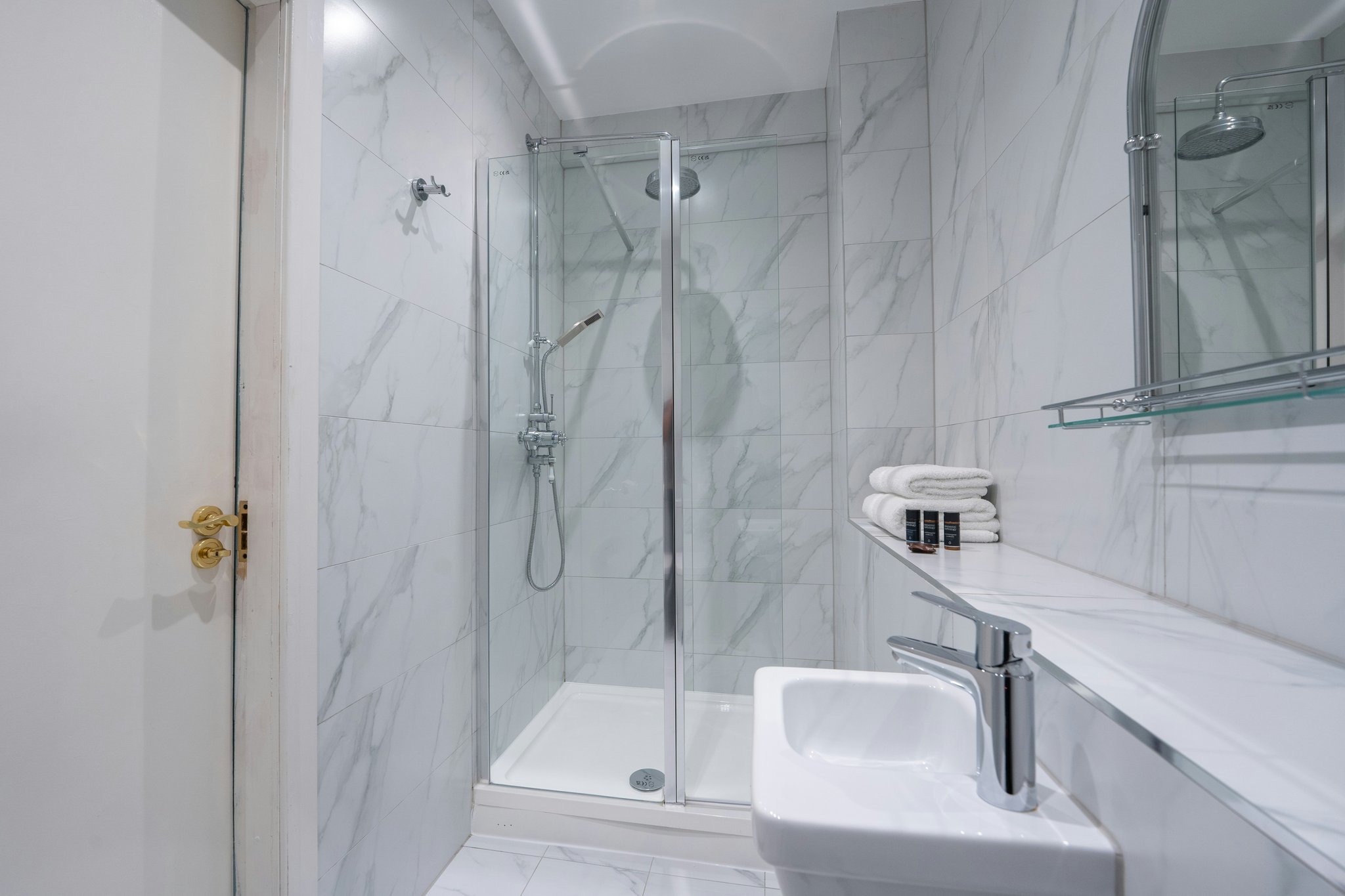 Fh0iTn7d3kioomqQYe0Iw_Townhouse_Room_DSC02571_S