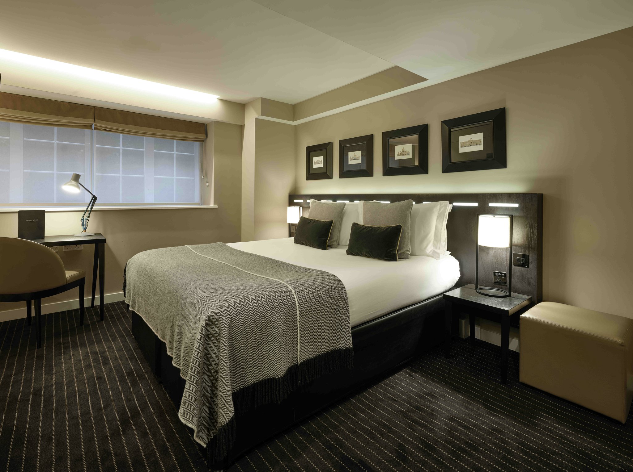 WheplZ0dU0CIWExVF9x0MA_The_King_Lower_Level_Room_007_0001_S