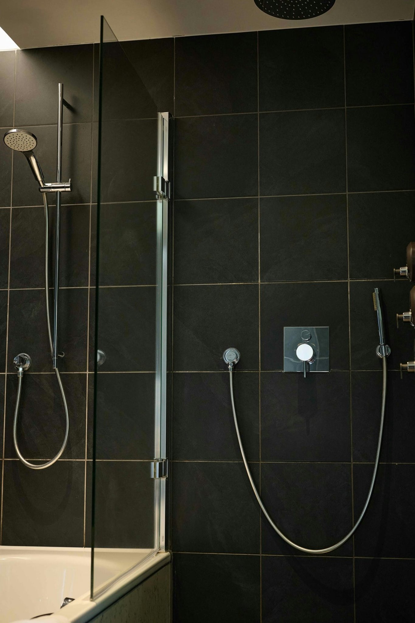 TIPWhnkiQk6v0p2qtwWAxg_The_Resident_Soho_-_Bathroom_Detai_S