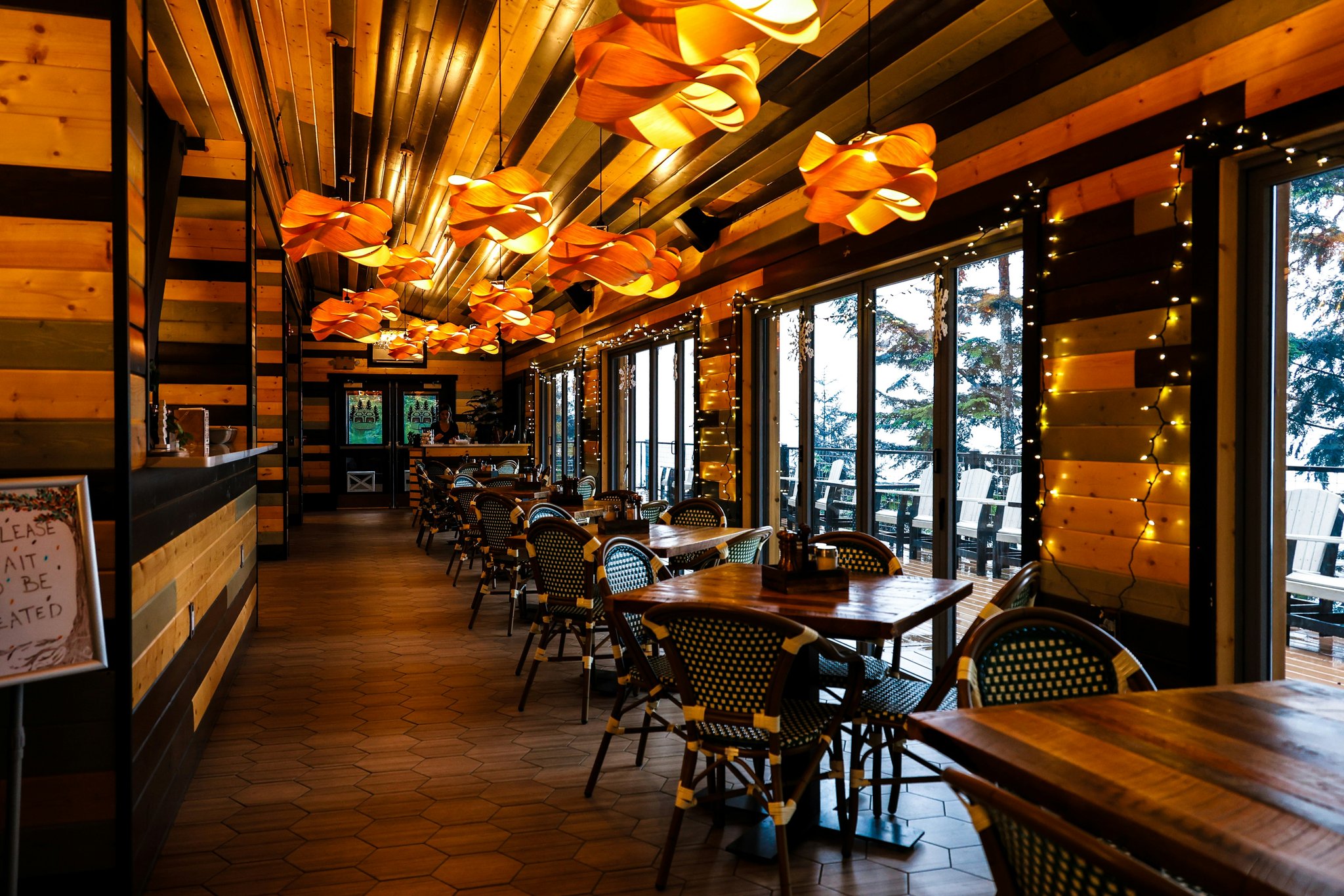 cVKTgRi0E0OhOV9lmBGHdw_Eagles_Nest_Restaurant_-69_S
