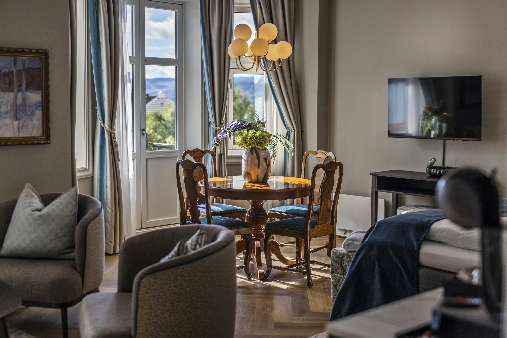 0pijB20lEUihhKabN7Tg_FirstHotel_Breiseth_Room_Suite_Ateli_S