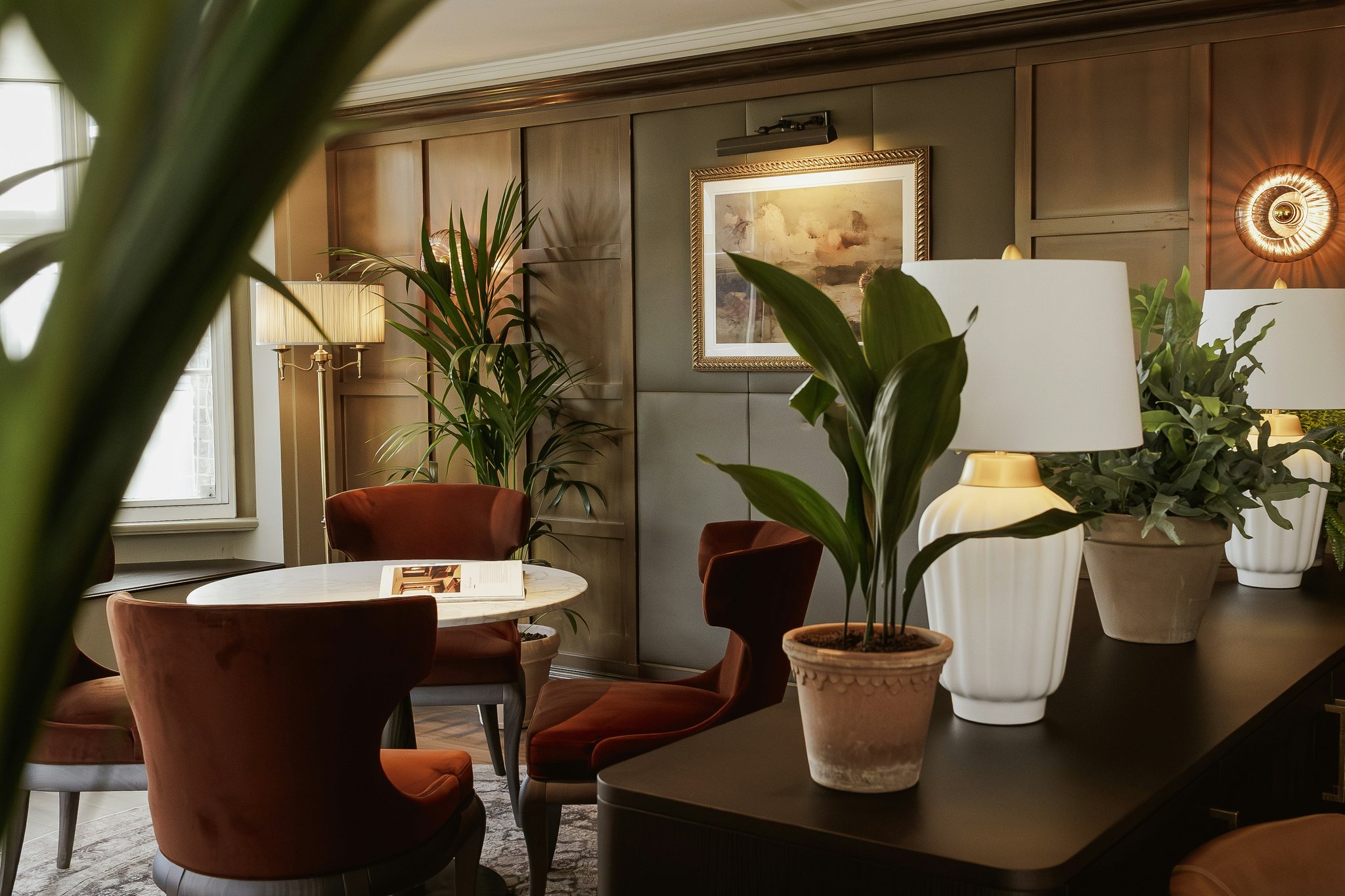 ddtGInfNUCOJSmWglLbBg_lounge_(1)_S