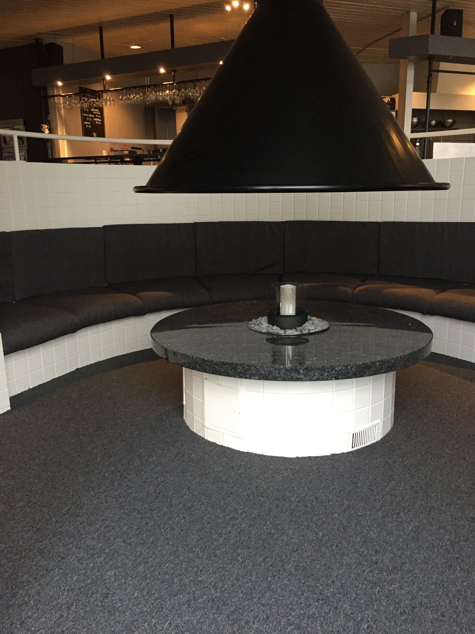 Lobby-08_S