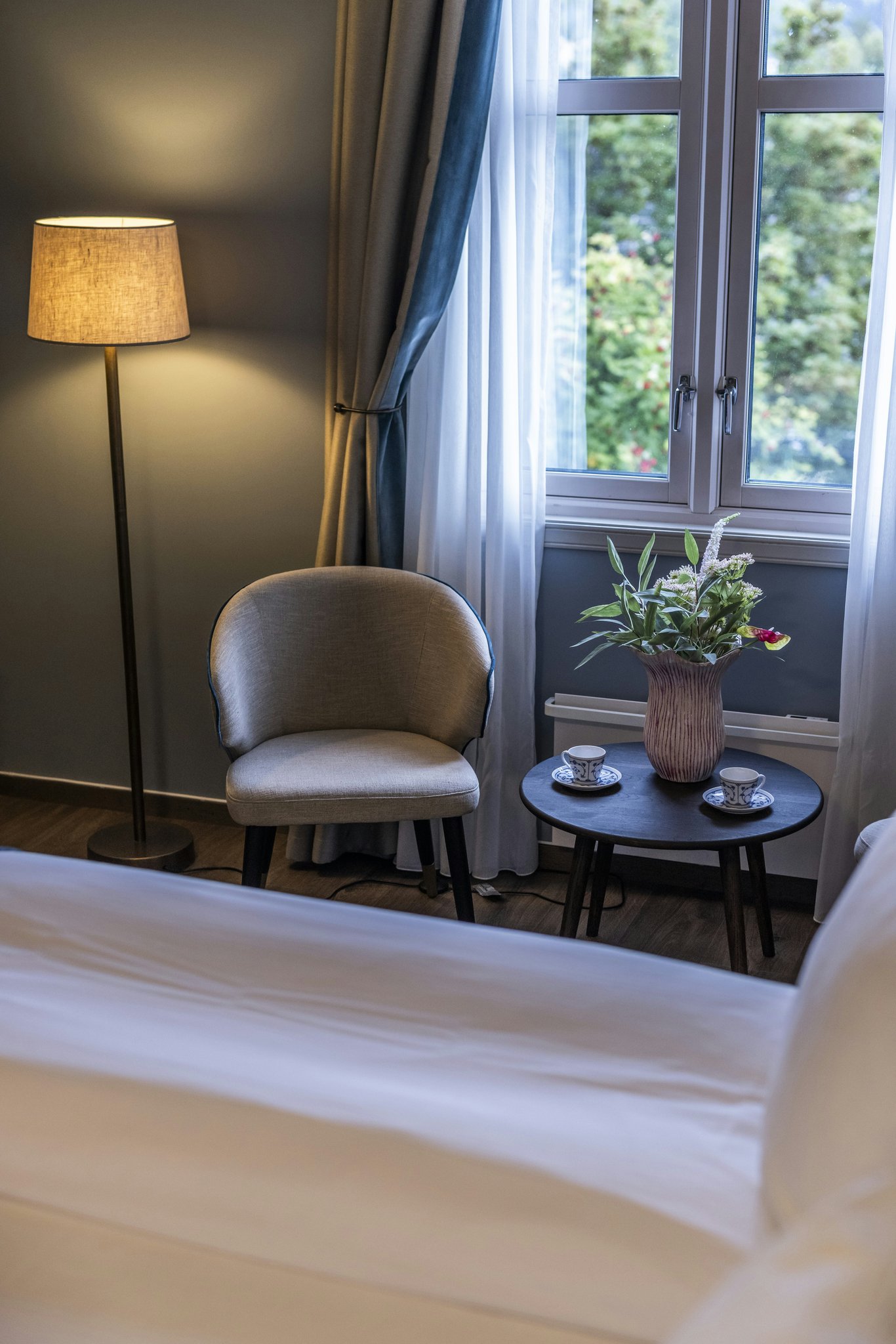 MUOfJOQhVkaCKfEZwFZ4sg_FirstHotel_Breiseth_Room_King_RAIS_S