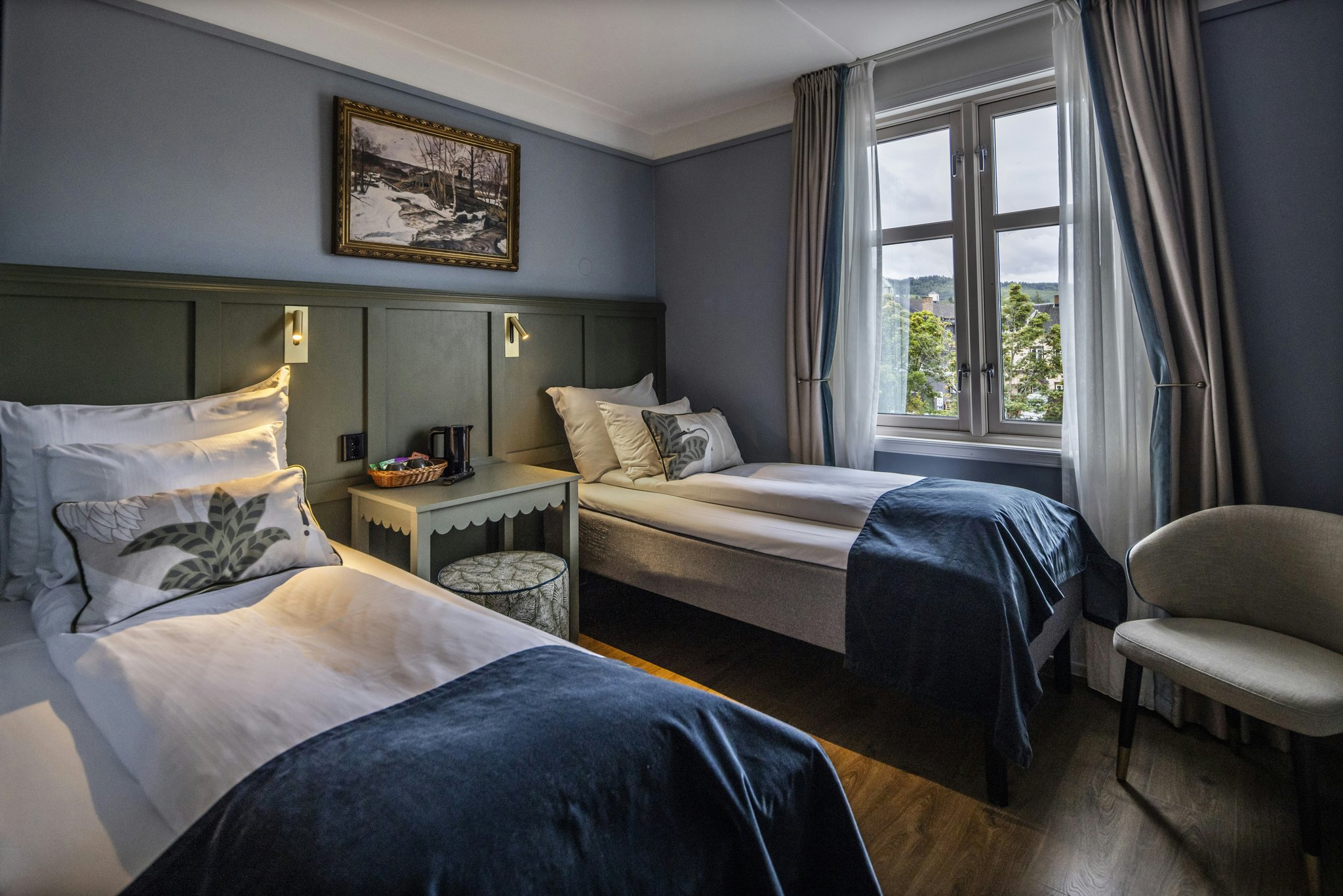 YJUn9ae2wUuW6v8JUYKLWw_FirstHotel_Breiseth_Room_Twin_RAIS_S